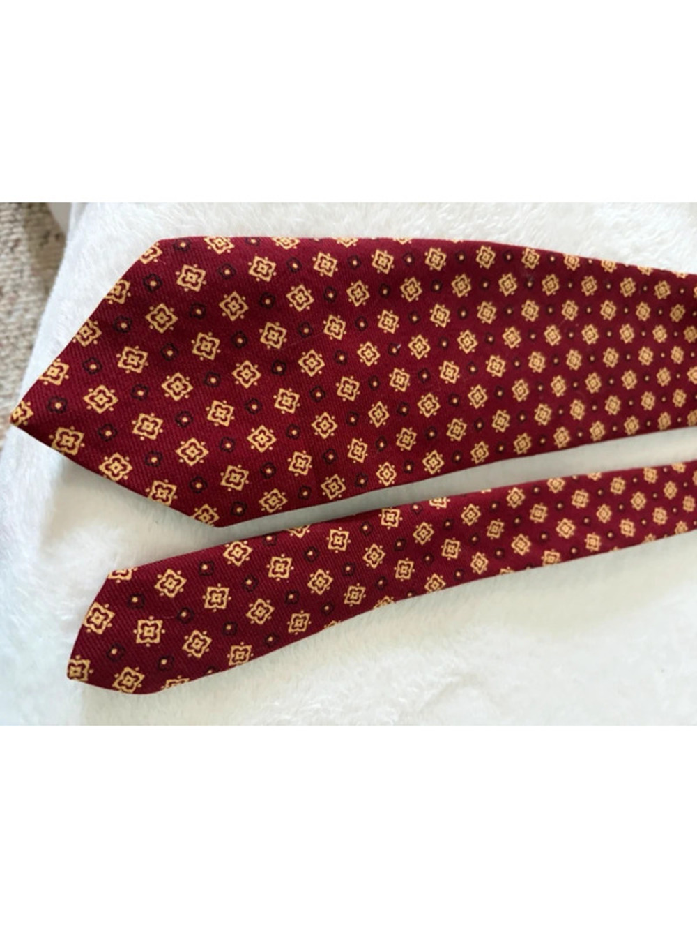 Vintage Abercrombie & Fitch 1892 100% Wool Burgundy Necktie Made in USA